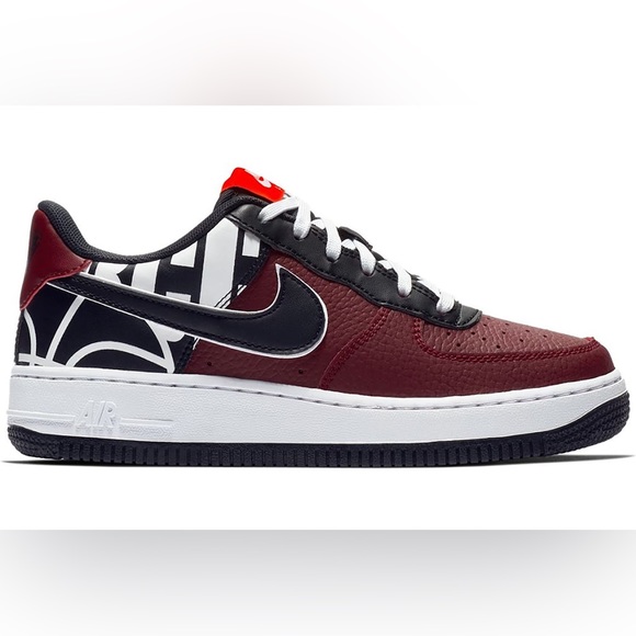 Nike Air Force 1 in a burgundy color - Picture 1 of 7